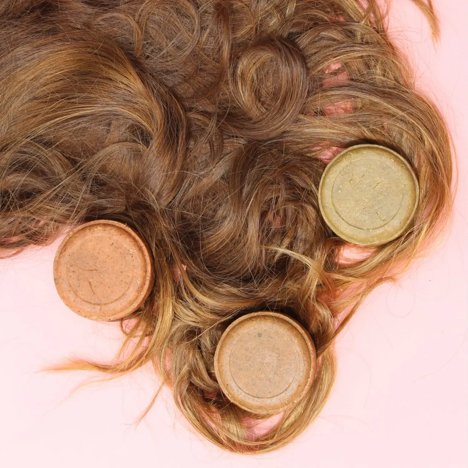 Shampoo sólido caléndula y manzanilla | Muya, Cosmetica Consciente | Cali Colombia